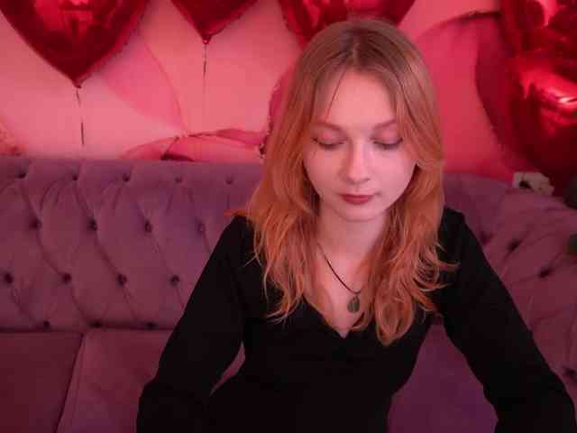 LilyGinger webcam