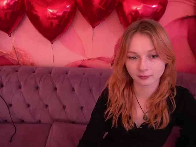 LilyGinger webcam