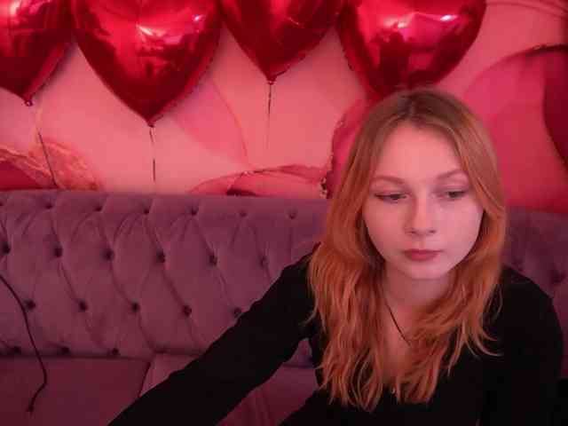 LilyGinger webcam