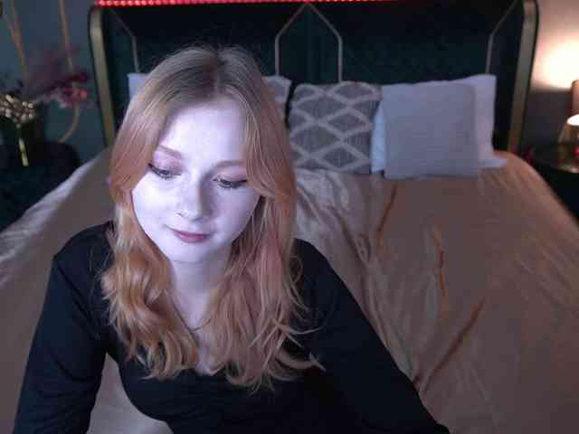 LilyGinger webcam