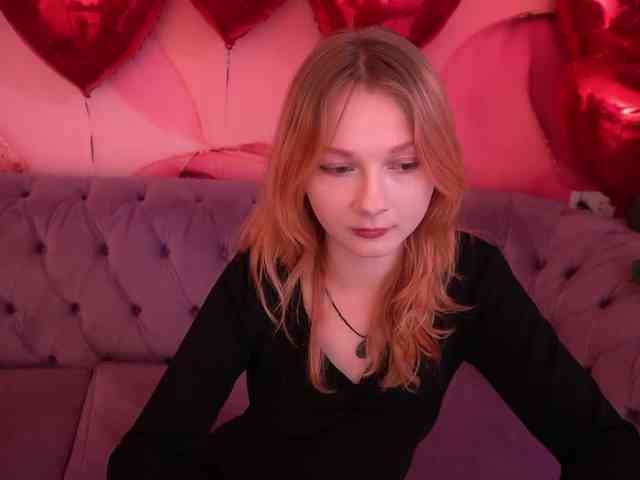 LilyGinger webcam
