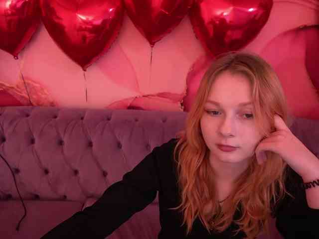 LilyGinger webcam
