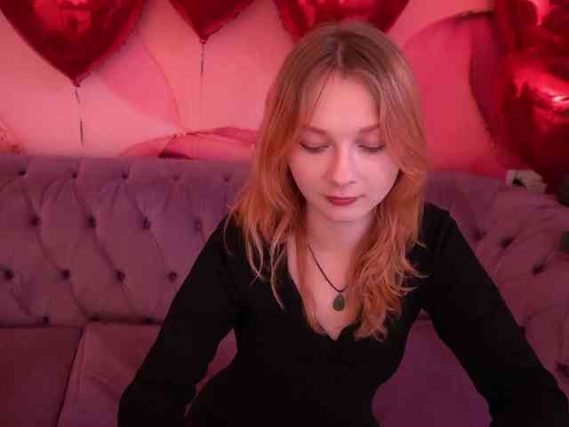 LilyGinger webcam