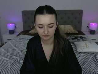 CyrenaLuxe Porn Show