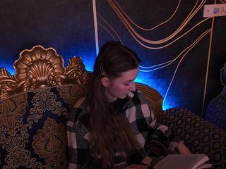 CyrenaLuxe Porn Show