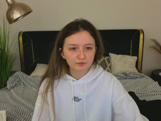 CyrenaLuxe Porn Show