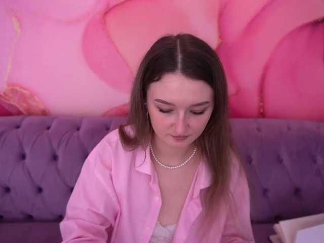 CyrenaLuxe's BongaCams show and profile