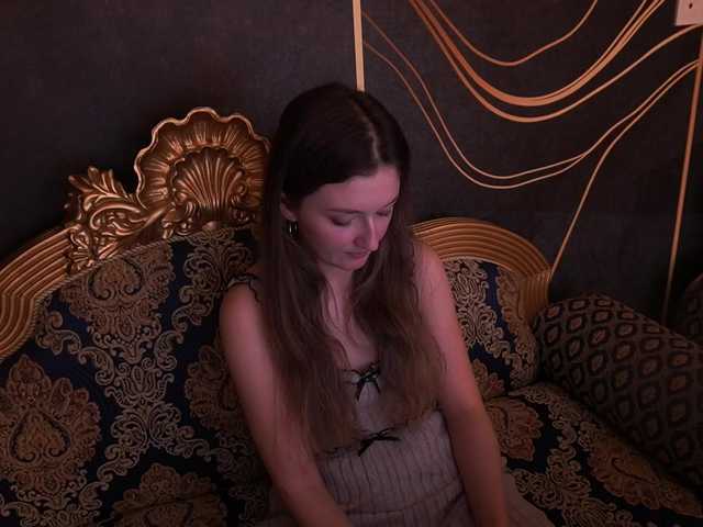 CyrenaLuxe's BongaCams show and profile