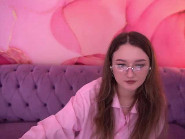 CyrenaLuxe's BongaCams show and profile