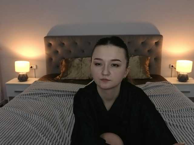 CyrenaLuxe's BongaCams show and profile