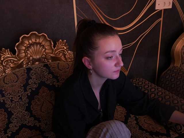 CyrenaLuxe – webcam model profile photo