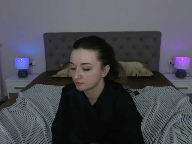 CyrenaLuxe's BongaCams show and profile