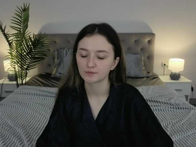 CyrenaLuxe's BongaCams show and profile