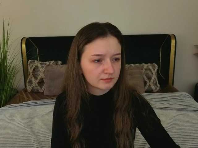 CyrenaLuxe live cam profile