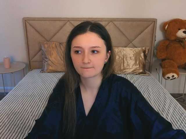 CyrenaLuxe's BongaCams show and profile