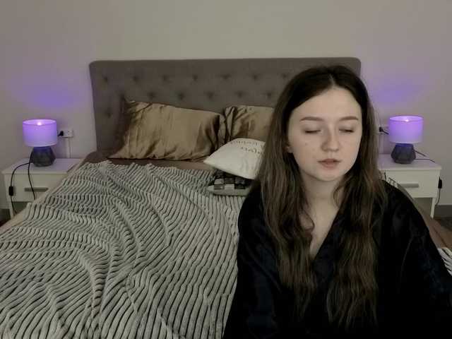 CyrenaLuxe's BongaCams show and profile