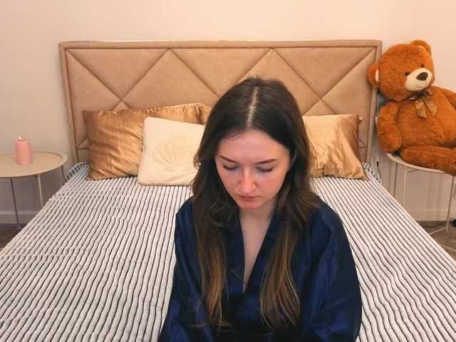 CyrenaLuxe's BongaCams show and profile