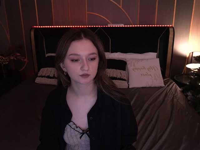 CyrenaLuxe – webcam model profile photo