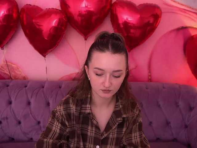 CyrenaLuxe's BongaCams show and profile