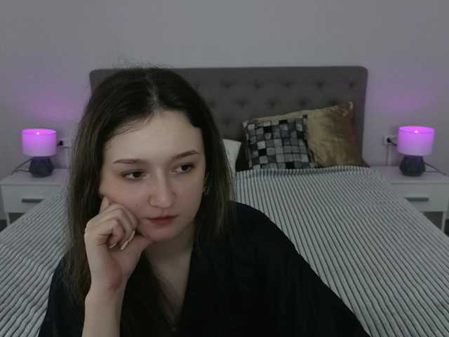 CyrenaLuxe's BongaCams show and profile