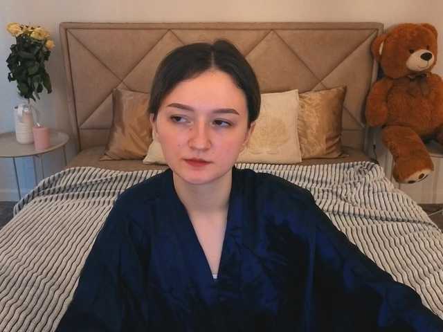 CyrenaLuxe's BongaCams show and profile