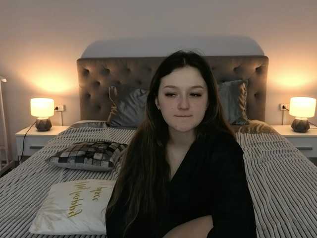 CyrenaLuxe's BongaCams show and profile