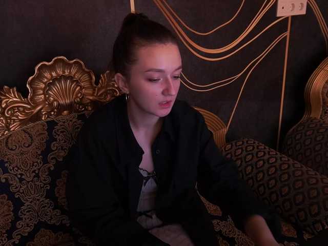 CyrenaLuxe's BongaCams show and profile