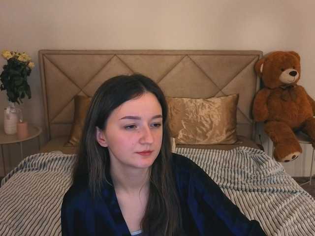 CyrenaLuxe's BongaCams show and profile