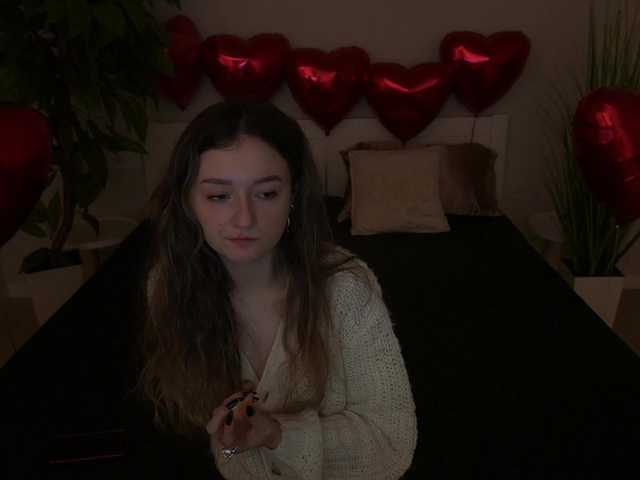 CyrenaLuxe's BongaCams show and profile