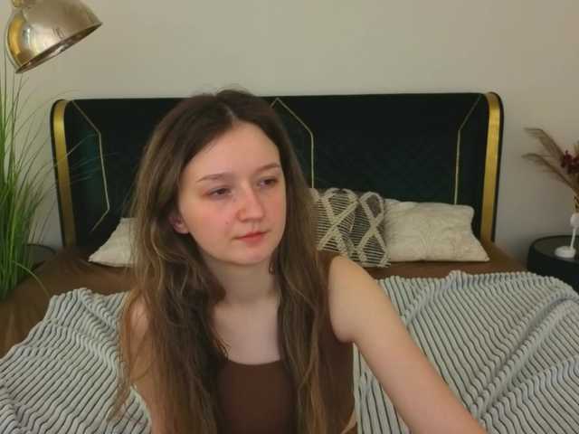 CyrenaLuxe's BongaCams show and profile