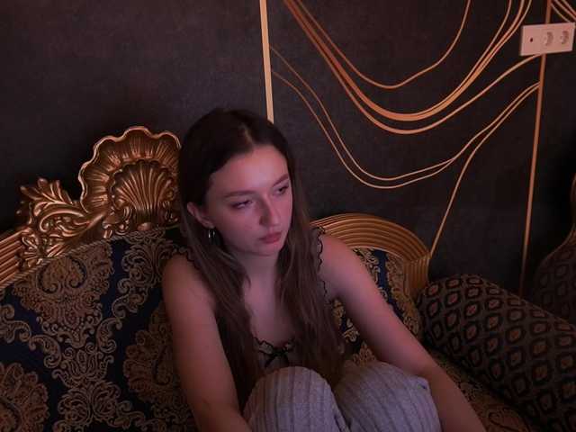 CyrenaLuxe's BongaCams show and profile