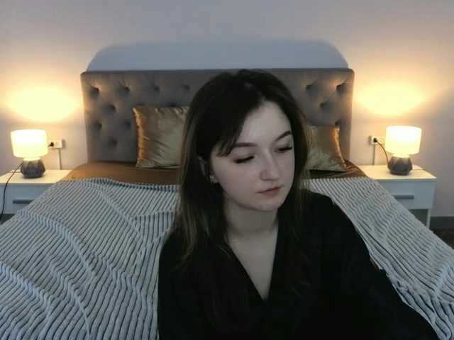 CyrenaLuxe's BongaCams show and profile