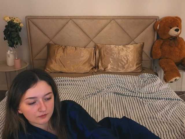 CyrenaLuxe's BongaCams show and profile