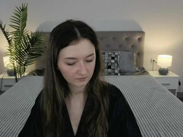 CyrenaLuxe's BongaCams show and profile