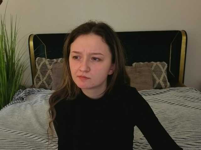 CyrenaLuxe's BongaCams show and profile