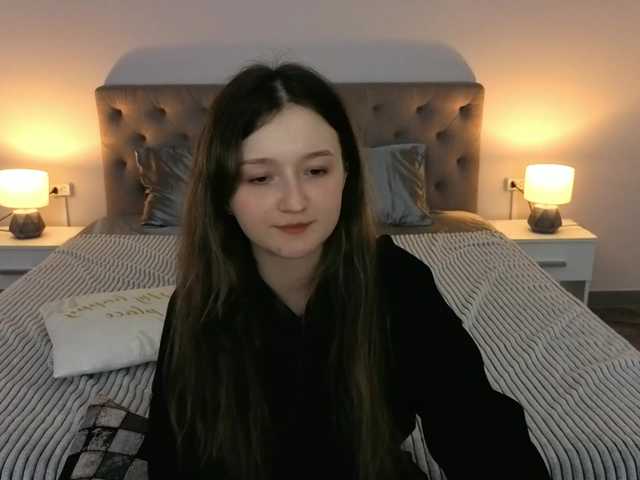 CyrenaLuxe's BongaCams show and profile