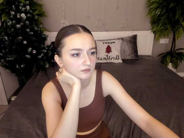 CyrenaLuxe – webcam model profile photo