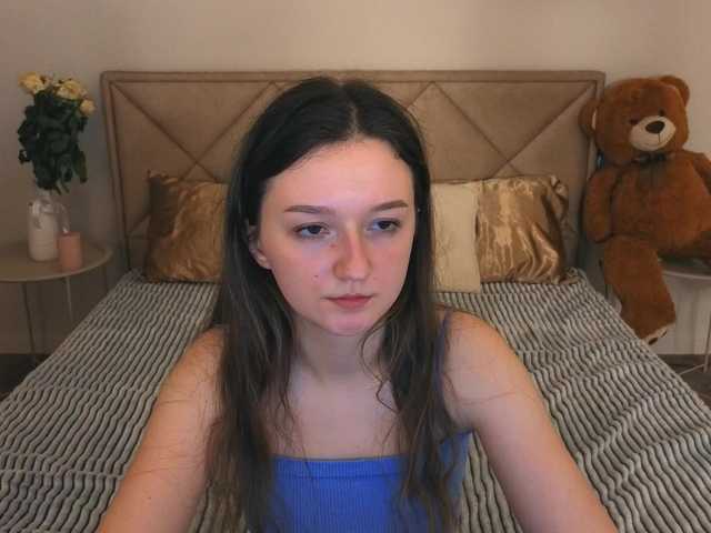 CyrenaLuxe's BongaCams show and profile