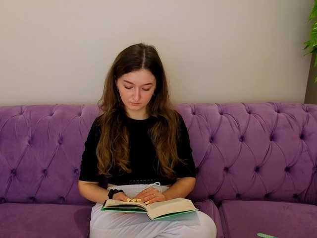 CyrenaLuxe's BongaCams show and profile