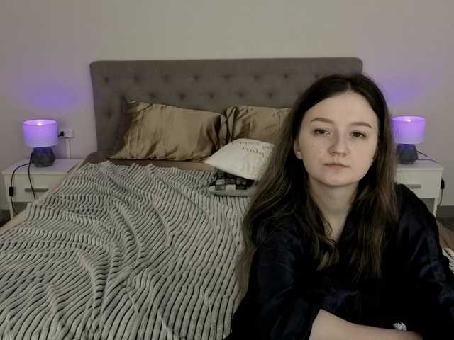 CyrenaLuxe's BongaCams show and profile