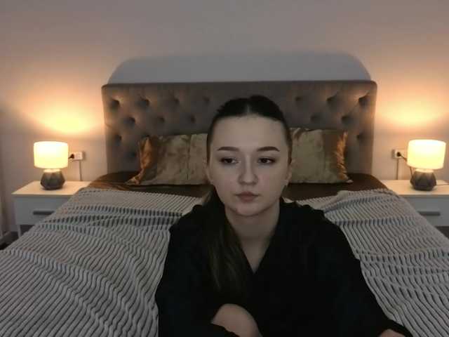 CyrenaLuxe's BongaCams show and profile