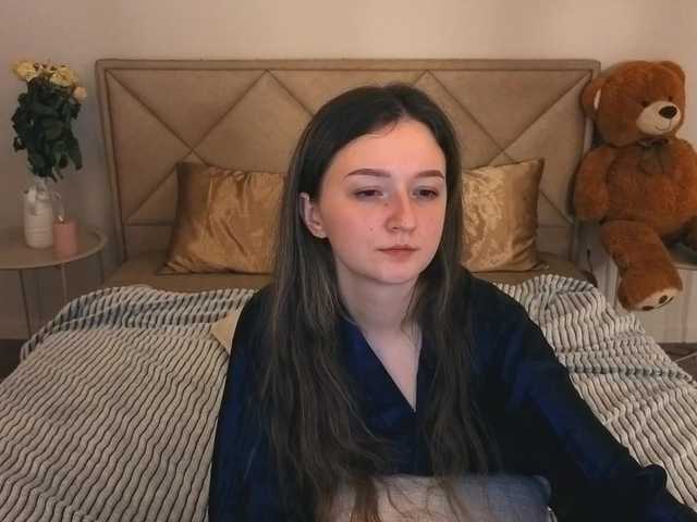 CyrenaLuxe's BongaCams show and profile