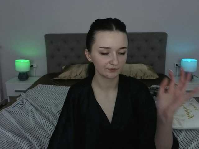 CyrenaLuxe's BongaCams show and profile