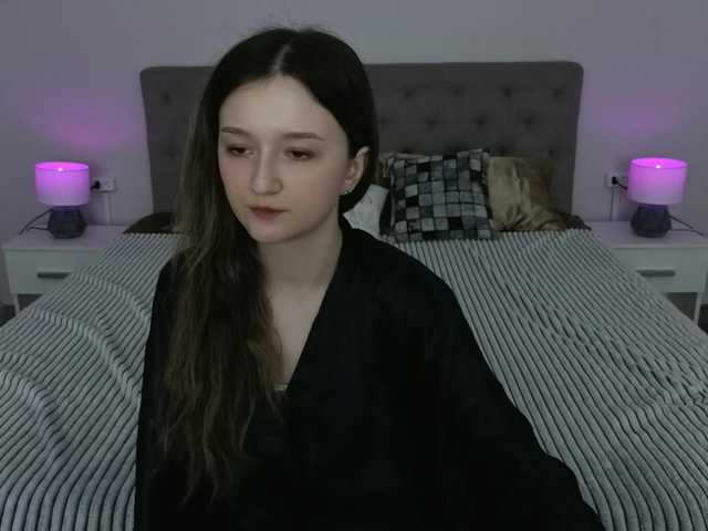 CyrenaLuxe's BongaCams show and profile