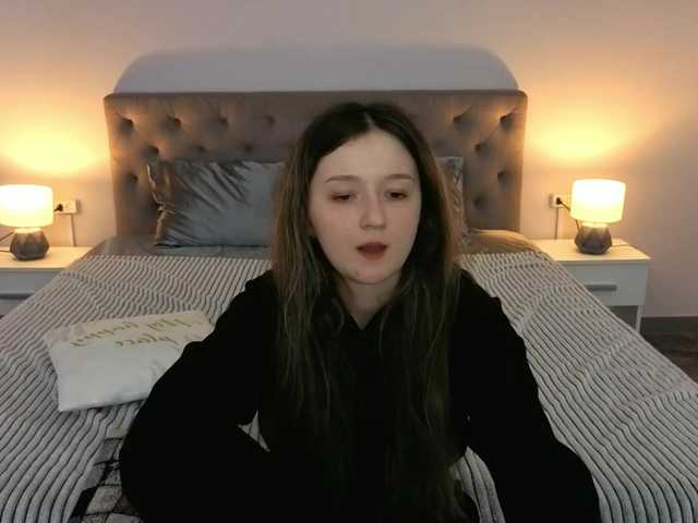 CyrenaLuxe's BongaCams show and profile