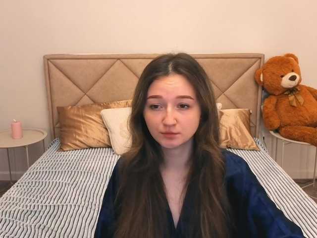 CyrenaLuxe's BongaCams show and profile