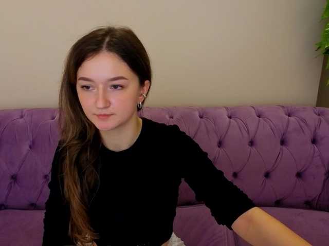 CyrenaLuxe's BongaCams show and profile