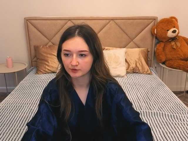 CyrenaLuxe's BongaCams show and profile