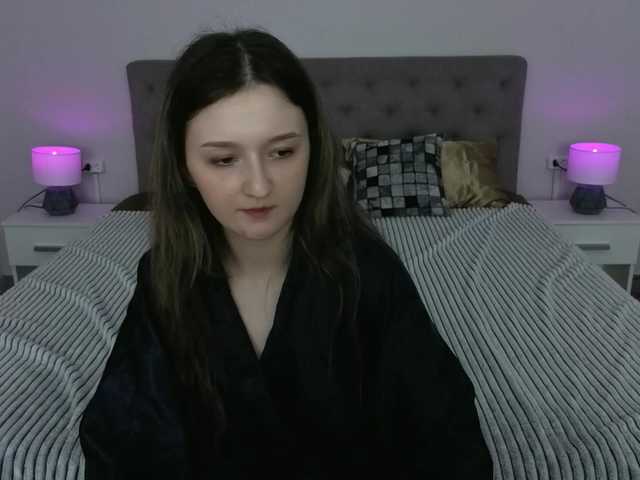 CyrenaLuxe's BongaCams show and profile