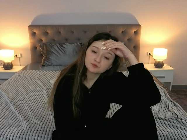 CyrenaLuxe's BongaCams show and profile